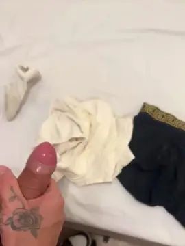 Watch this complete video called Gay sex chat with Caiomendonza