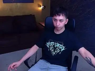Watch the uncut video titled Gay sex chat with bronxpoe