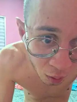 Stream this HD video titled Gay sex chat with Jhow206