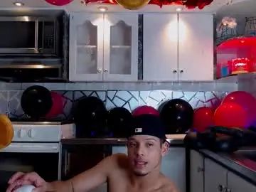 Stream the uncensored movie named Gay sex chat with gael_zambrano