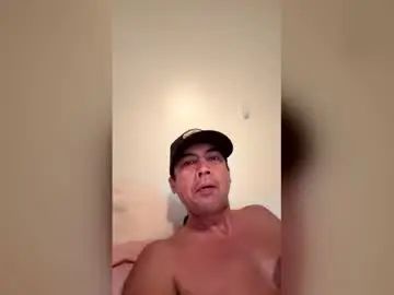Watch the HD clip called Gay sex chat with holozmauinui