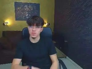 Enjoy watching uncensored movie titled Gay sex chat with BodhiHayes