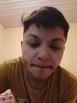 Watch the full movie called Gay sex chat with Gbolivers