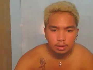 Enjoy watching this complete scene called Gay sex chat with shunks_hottie