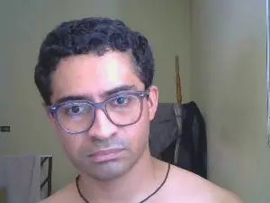 Watch uncut movie of Gay sex chat with honeybatista