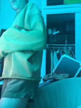 Play this complete movie titled Gay sex chat with submissiveboy05