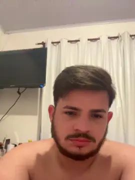 View complete video named Gay sex chat with victorhneves888