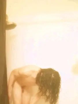 Watch complete clip of Gay sex chat with ElleHammer