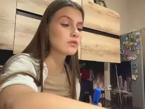 View this full scene named Gay sex chat with MelanySilquero