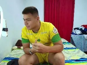 View uncut scene of Gay sex chat with Jesusliz1