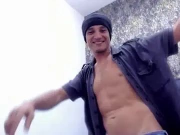 Play the complete scene called Gay sex chat with johnwickk_1