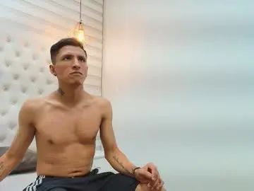 Stream uncut scene titled Gay sex chat with alex_white2