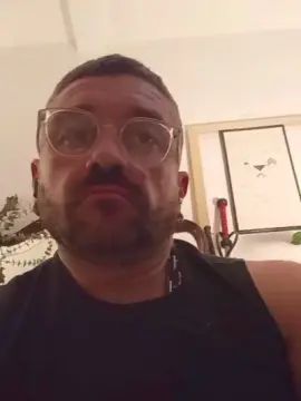 Play the uncut scene titled Gay sex chat with LucaOliverabcn