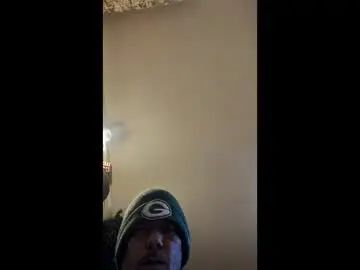 Watch the uncensored clip titled Gay sex chat with lightlsvgs702