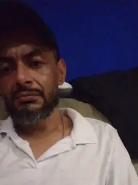 Play uncensored video called Gay sex chat with dotado21cmjund2