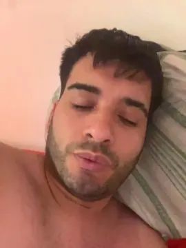 Stream this full video of Gay sex chat with owen248