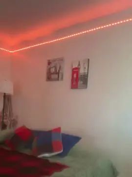 Stream the complete scene called Gay sex chat with slycat69