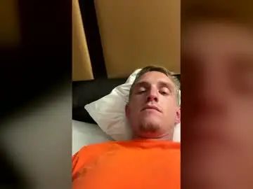 Play this uncensored scene called Gay sex chat with lewisbarner92