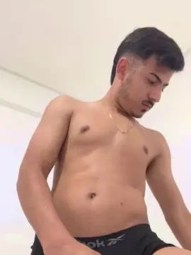 Watch full movie called Gay sex chat with lrodrigues1