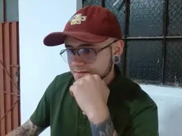 Enjoy watching HD scene called Gay sex chat with juan_gallo