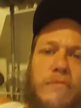 Play the complete video named Gay sex chat with Burstfire777