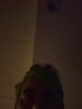 Play the complete clip named Gay sex chat with carlos_martins5