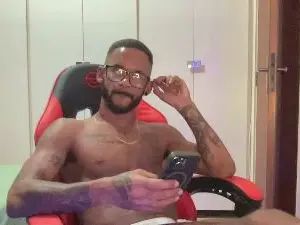 Stream this complete movie titled Gay sex chat with caiofrancoxxx