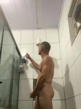 Enjoy watching this hardcore video titled Gay sex chat with MessiasH