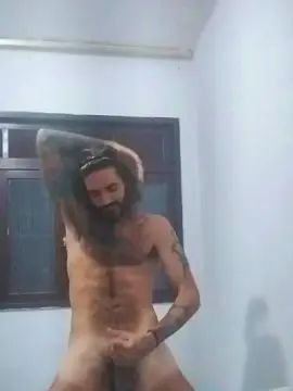 Play the complete clip named Gay sex chat with RobsonFuccio