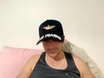 View uncut video titled Gay sex chat with studentrey