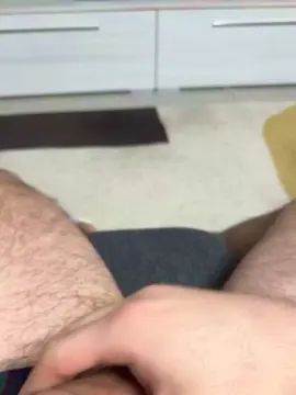 Play complete scene of Gay sex chat with peppepiedi89