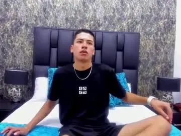 View complete clip titled Gay sex chat with daniel_loverr1