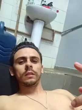 Play the complete clip titled Gay sex chat with Rodrigoofic