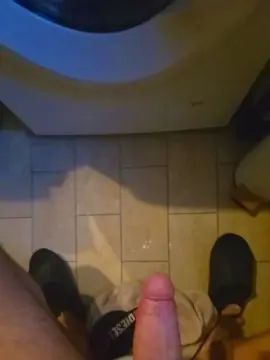 Enjoy watching the complete video titled Gay sex chat with AndreeaD