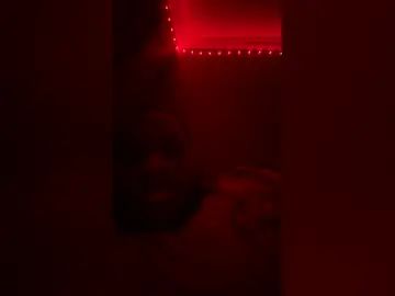 Stream this complete clip of Gay sex chat with carlylecoop