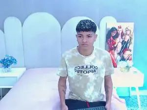 Stream this complete video named Gay sex chat with partyduoboys