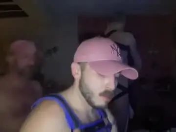 Enjoy watching complete scene of Gay sex chat with daddyandboyhot