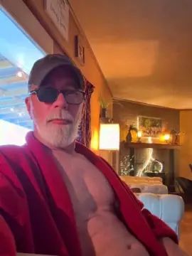 Watch the full clip of Gay sex chat with DZires69