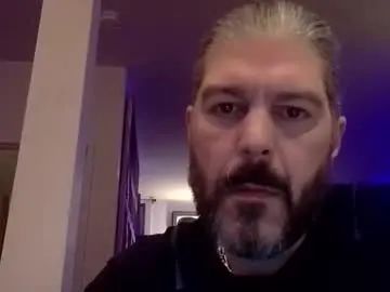 Enjoy watching the complete clip titled Gay sex chat with memike45