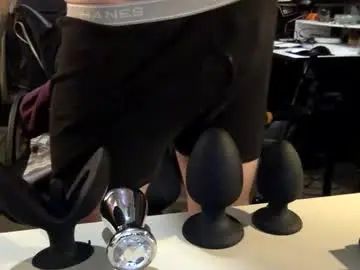 Play full scene of Gay sex chat with yennord