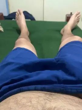 Stream this uncensored video named Gay sex chat with KentonR1