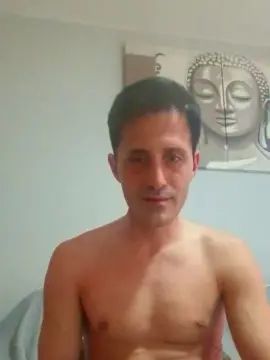 Enjoy watching HD clip of Gay sex chat with Giovanniko69