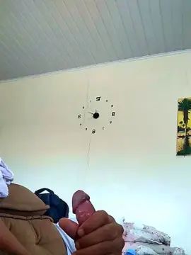 Stream the complete video of Gay sex chat with kazadokwr_elas