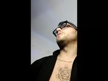 Play complete movie titled Gay sex chat with leonards17