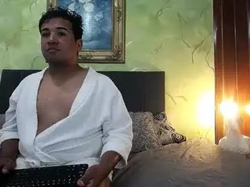Play this uncut movie called Gay sex chat with lunar_shade