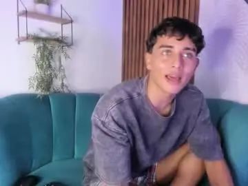 Watch the complete scene called Gay sex chat with ken_devill