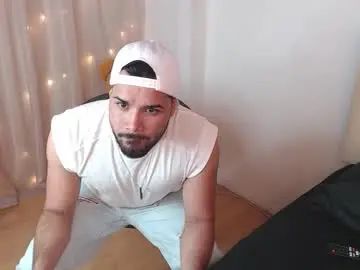 Enjoy watching complete movie of Gay sex chat with walter_rivers