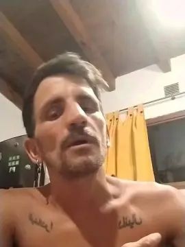 View this uncut movie named Gay sex chat with Franchu823