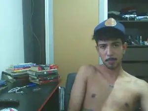 View this uncut clip called Gay sex chat with NoturnoTZ