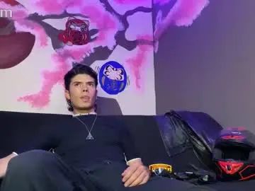 Play the full clip of Gay sex chat with dhamyan_wang